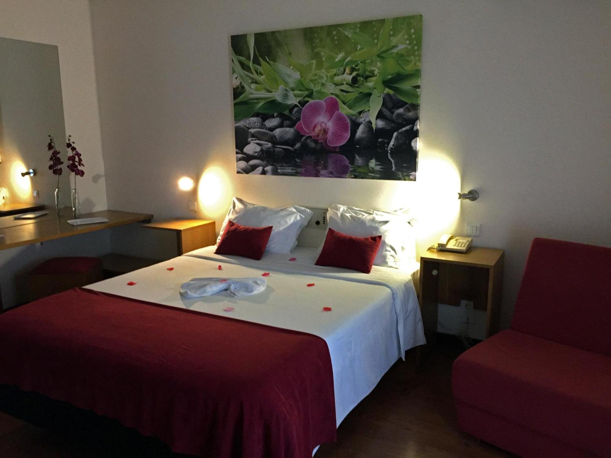 Hotel Eco Salvador 2*